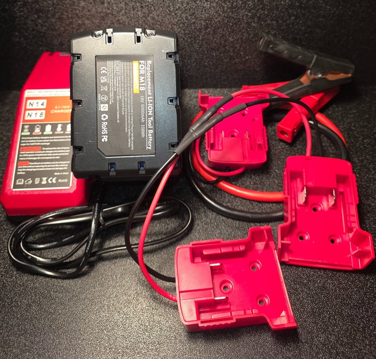 Expert Combo Kit.  Incluides a battery reviver, jump start pack, battery, and charger.