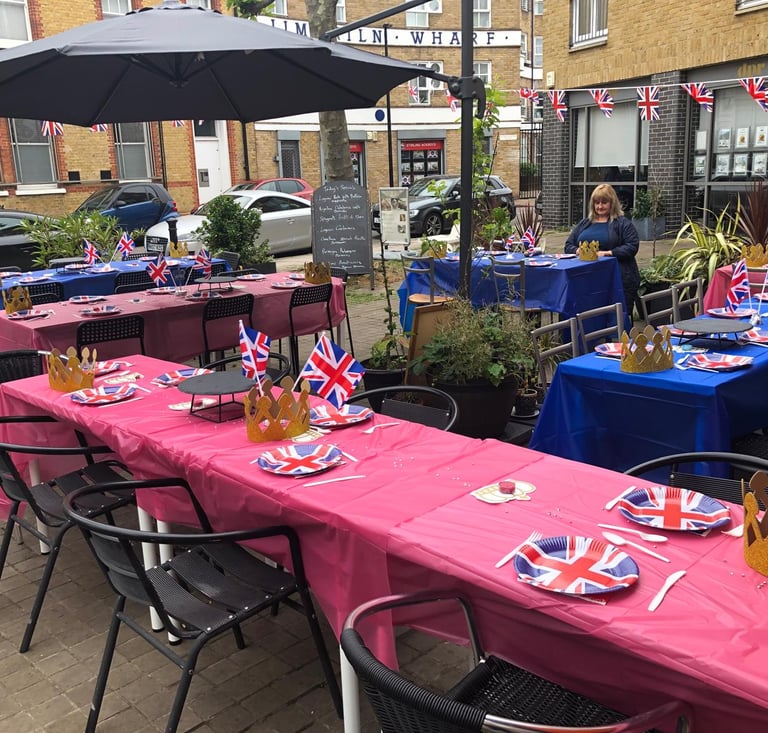 a table with a table set up for a party