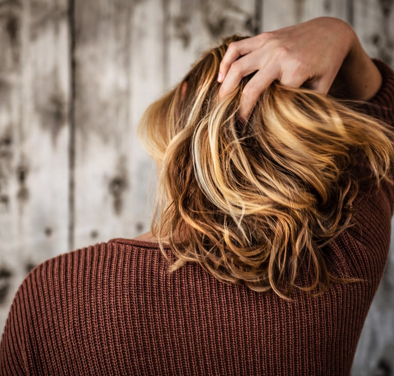 Woman haircut 