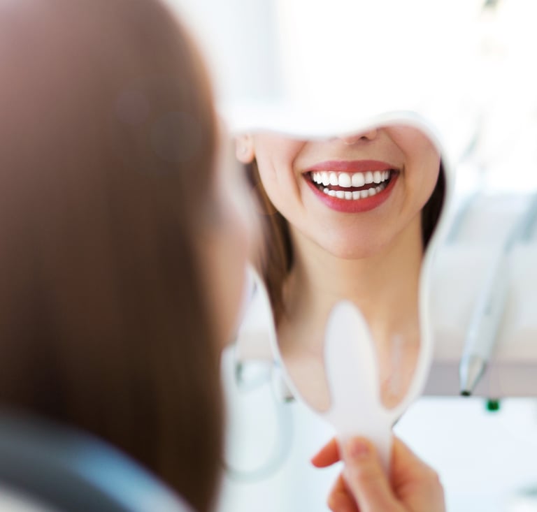 Equipamento de implantologia avançada para procedimentos de dentes fixos em 1 dia em Setúbal.