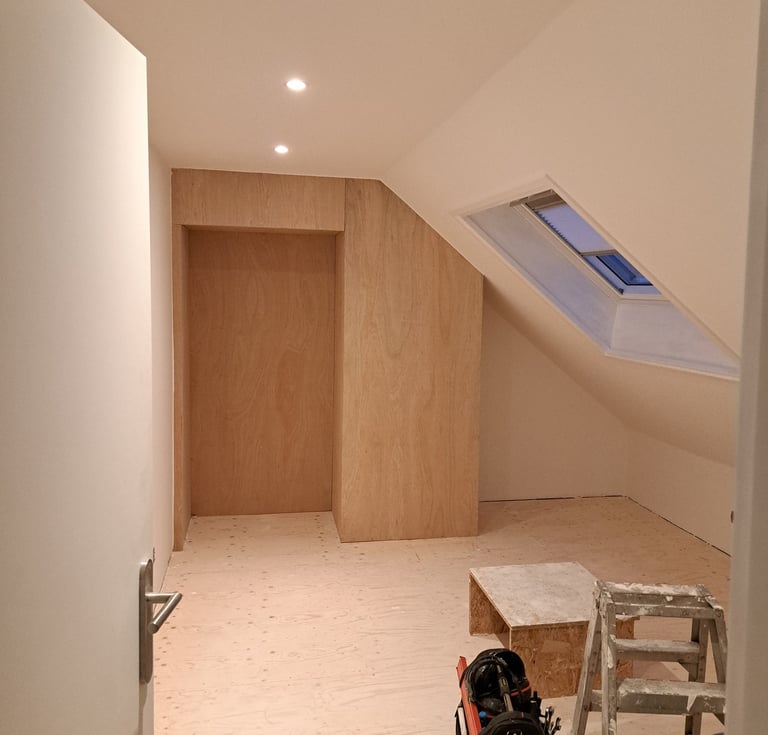 Timmerwerk zolderkast Waterman Afbouw