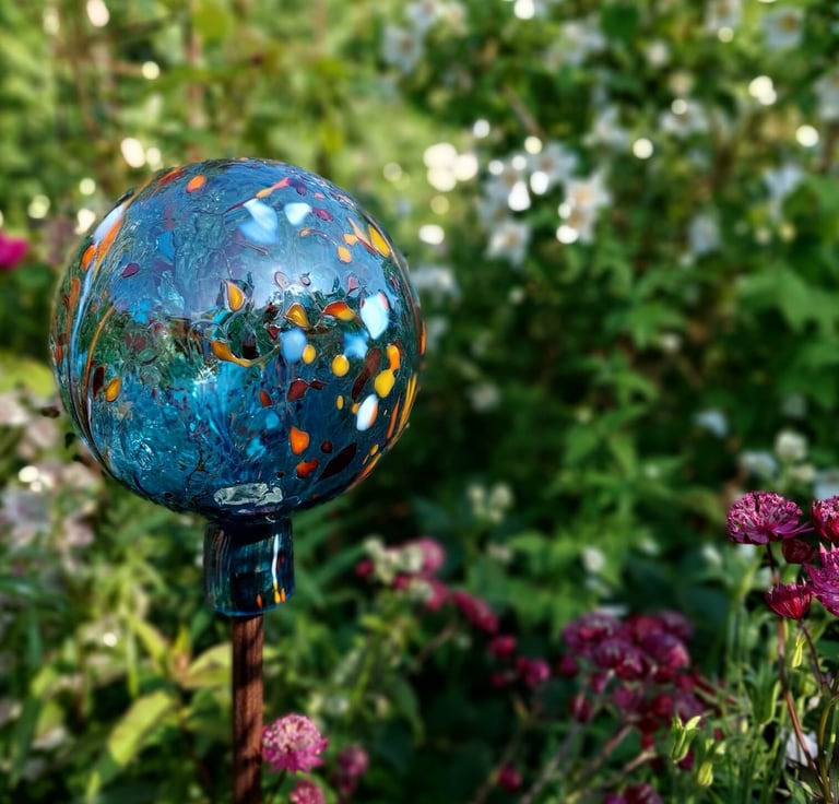 Ankes-glas-glaskulor-tradgardsdekoration-utomhus
