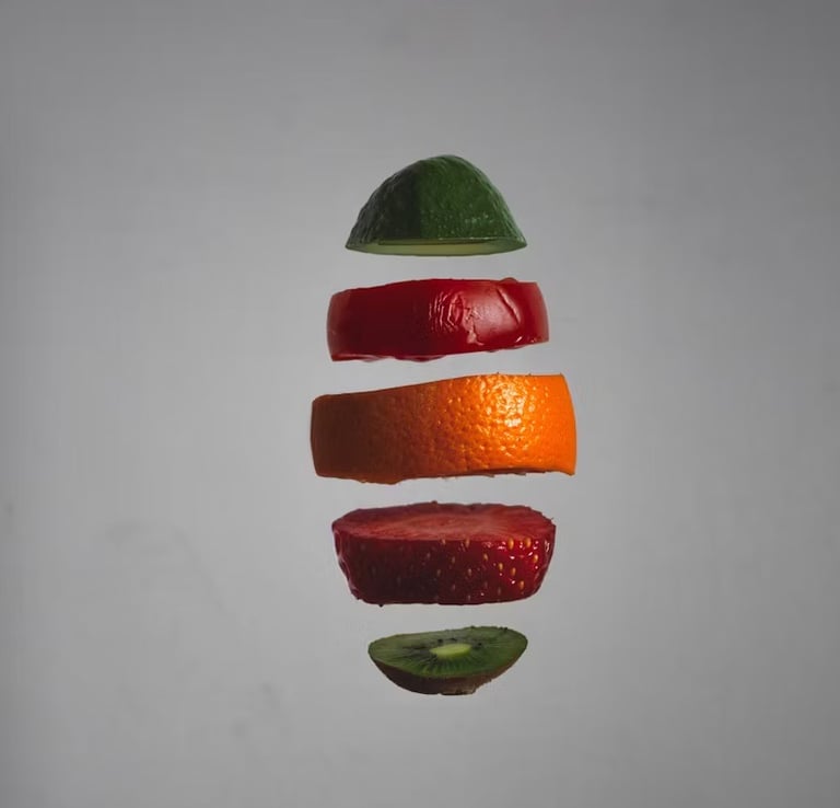 immagine artefatta di frutto suddiviso in diversi frutti ad indicare l’inganno alimentare 