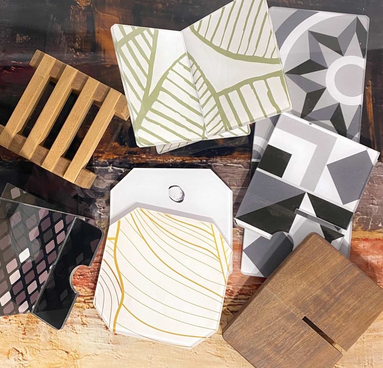 porte-savons, sous-bock, support téléphone colorés et uniques