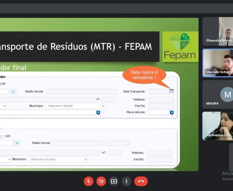 Capacitações digitais ao vivo ou gravadas, flexíveis para equipes distribuídas no Brasil.