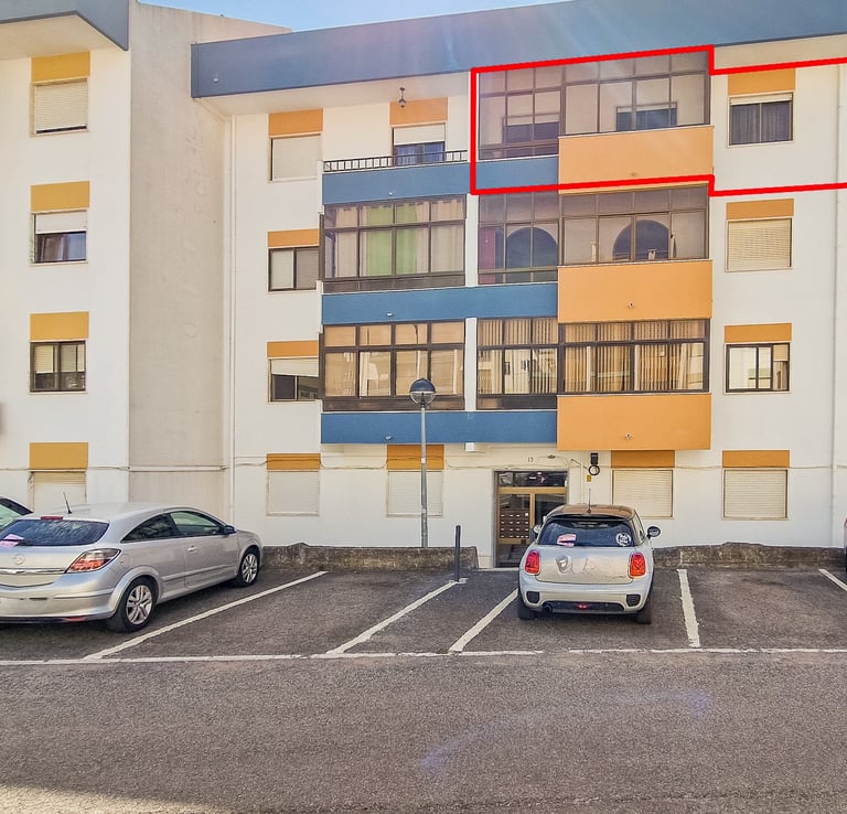 apartamento T3 com 2 wc e arrecadação, em Ramada, Odivelas, com excelente vista panorâmica