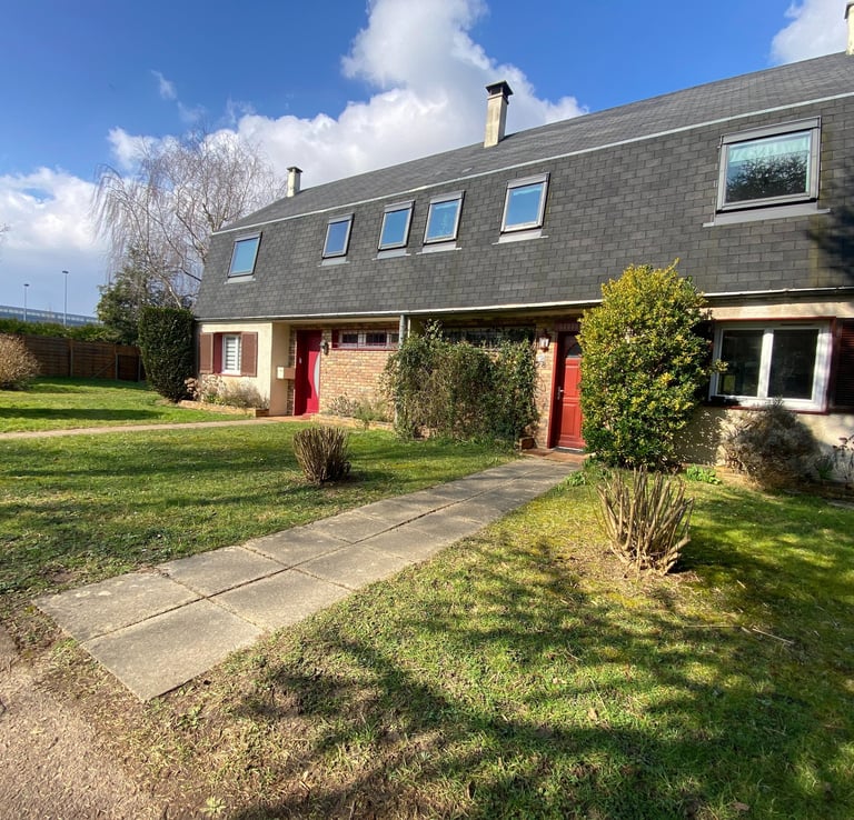 Maison ensoleillée à vendre