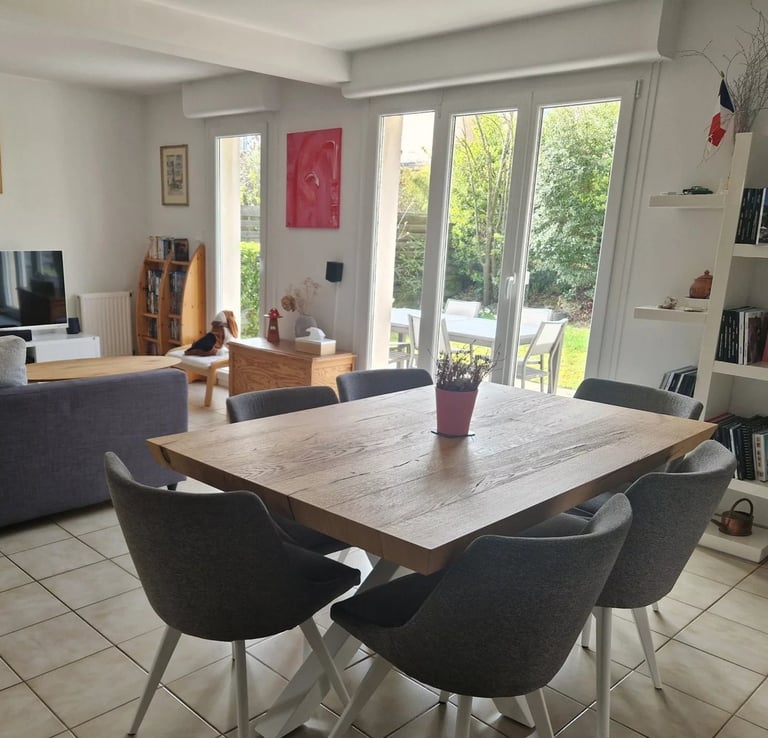 Salon et SAM d'une maison à vendre