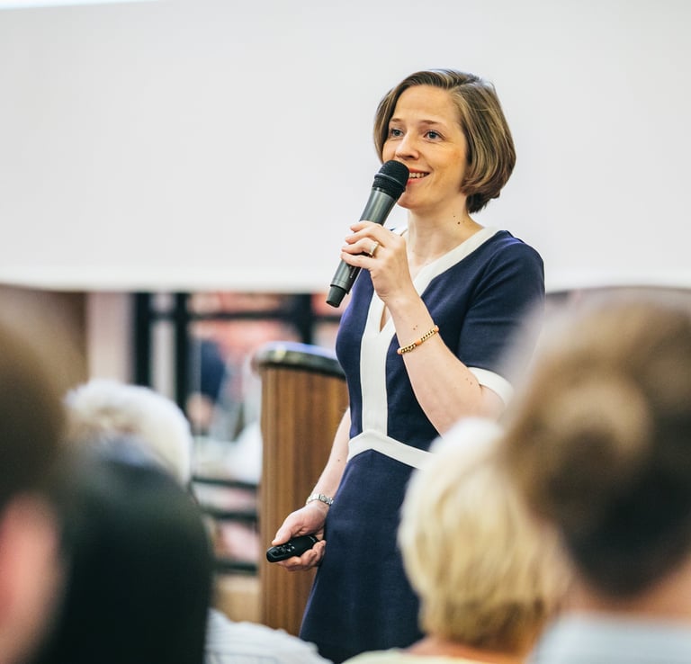 Dr. Friederike Gräfin von Brühl, Interview mit Marcus Boxler