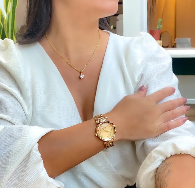 Relógio Feminino + Kit Colar Brincos Folheado Ouro 18k