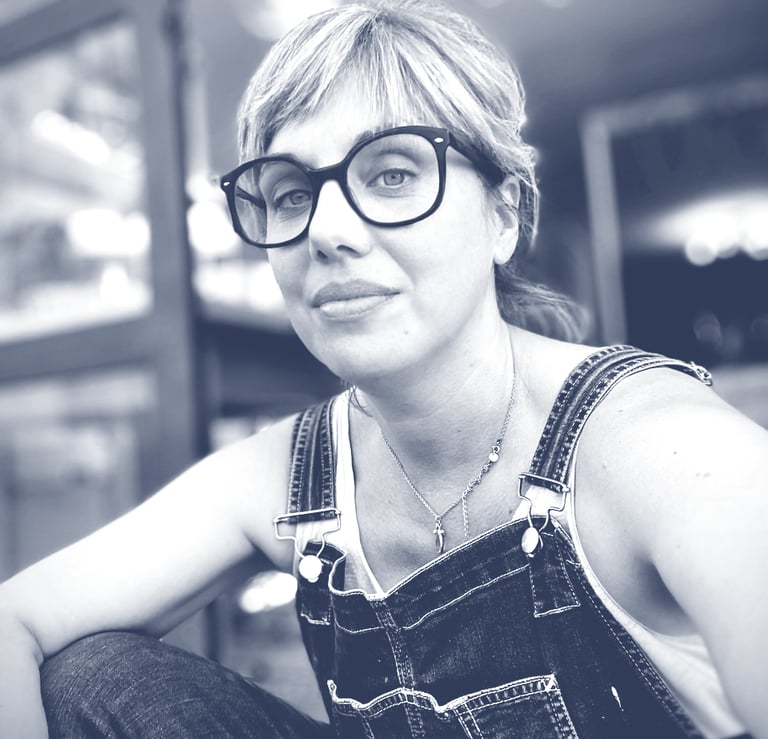 A portrait of Leslie Clerc, ceramist at Atelier Polux in Sète, Occitanie, France
