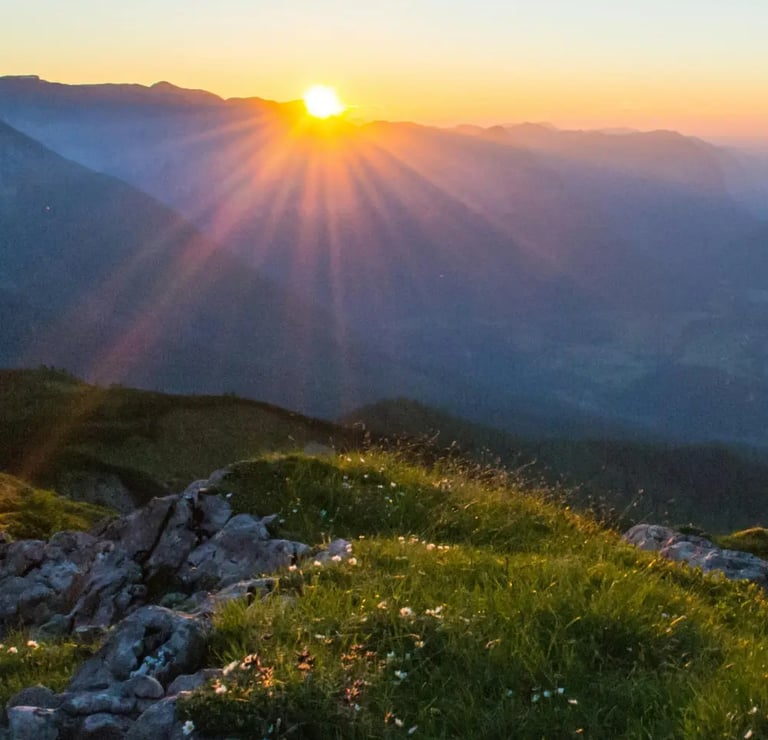 Sunrise light over Cadini di Misurina seen from the Sentiero Bonacossa high section