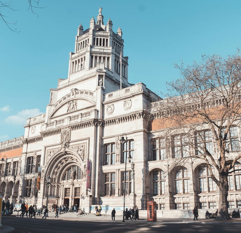 V&A Museum London – Iconic facade of the Victoria and Albert Museum.
