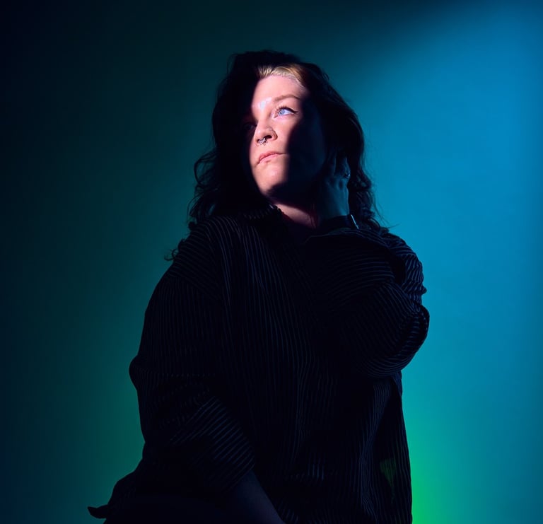 Aurore Rainot photographe professionnel, portrait, mode, commercial dans l'Eure, l'Oise et Paris