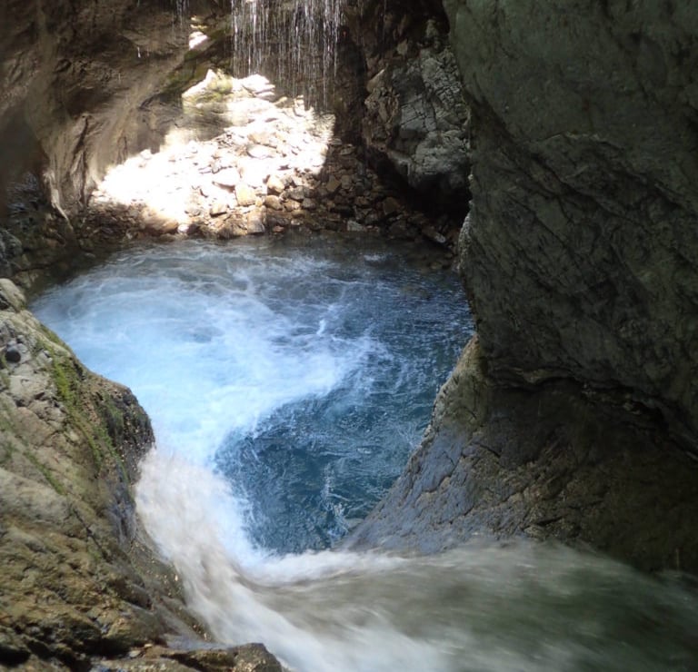 Canyoning à Serre-Ponçon et dans les Hautes-Alpes 05, Embrun, Guillestre, Savines, L'Argentières