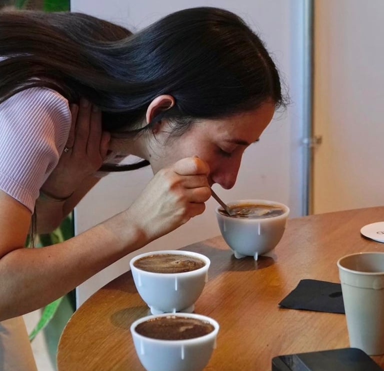 Navakaraṇa Vinyāsa con coffee