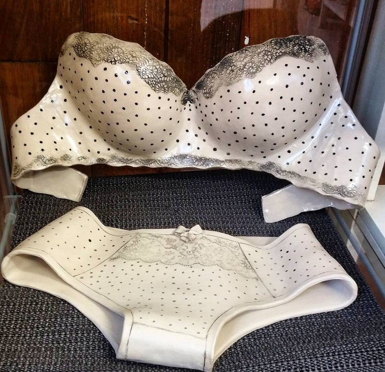lingerie sculpture céramique poterie Bordeaux