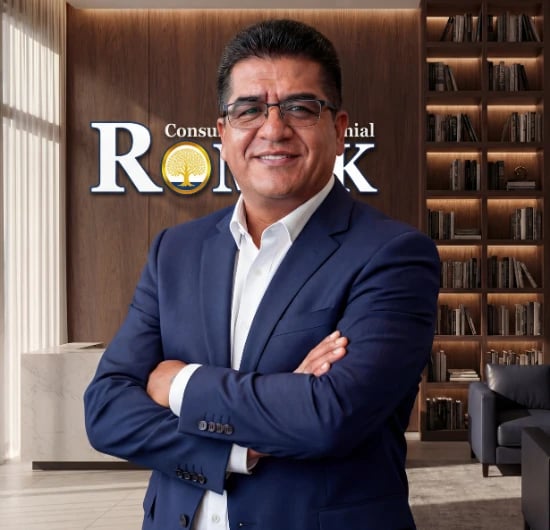 Abogado especialista en seguridad social y Pensiones ISSSTE. Director ROMAK Patrimonial