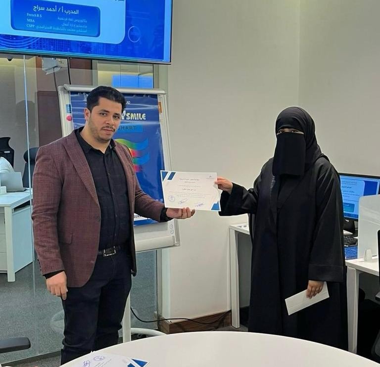 نقدم حلولاً متخصصة لتحصيل الديون التجارية وفق أفضل الممارسات، مع الالتزام بالأنظمة والتعليمات بما يح