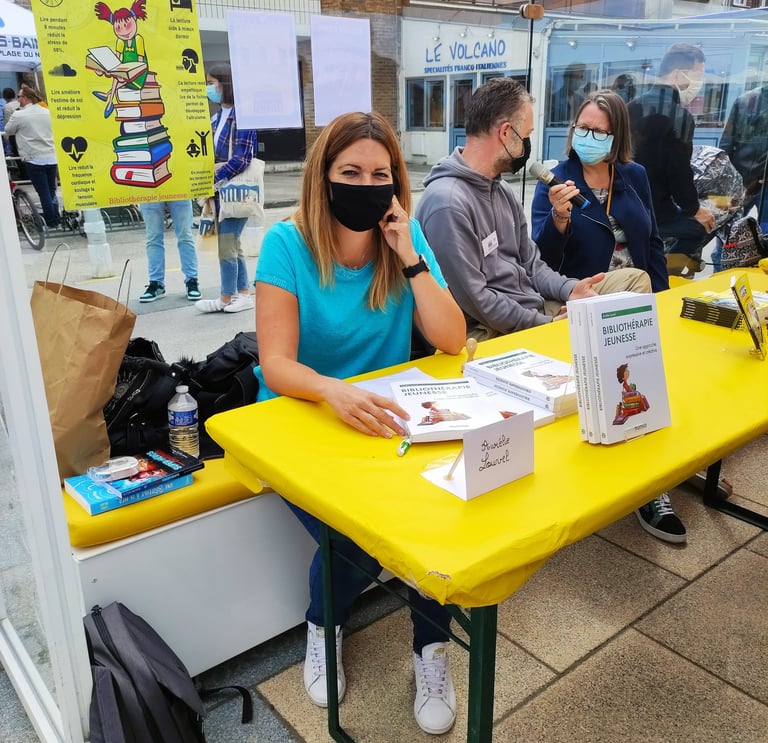 dédicaces auteur Aurélie Louvel dunod livre bibliothérapie jeunesse dunkerque festival littérature 