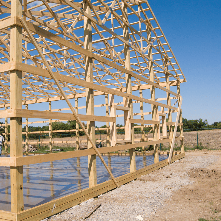 outbuilding-being-framed