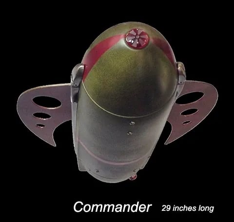 Assemblage spaceship sculpture named Hudson by artist Tal Avitzur, image 2.