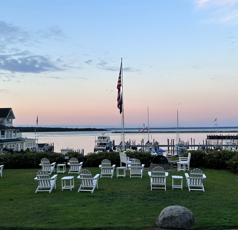 A picture of the harbor on Mackinac Island.