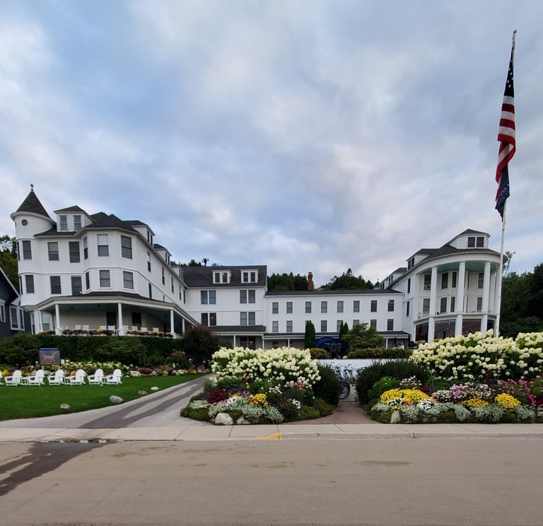 A picture of the Grand Hotel on Mackinac Island.