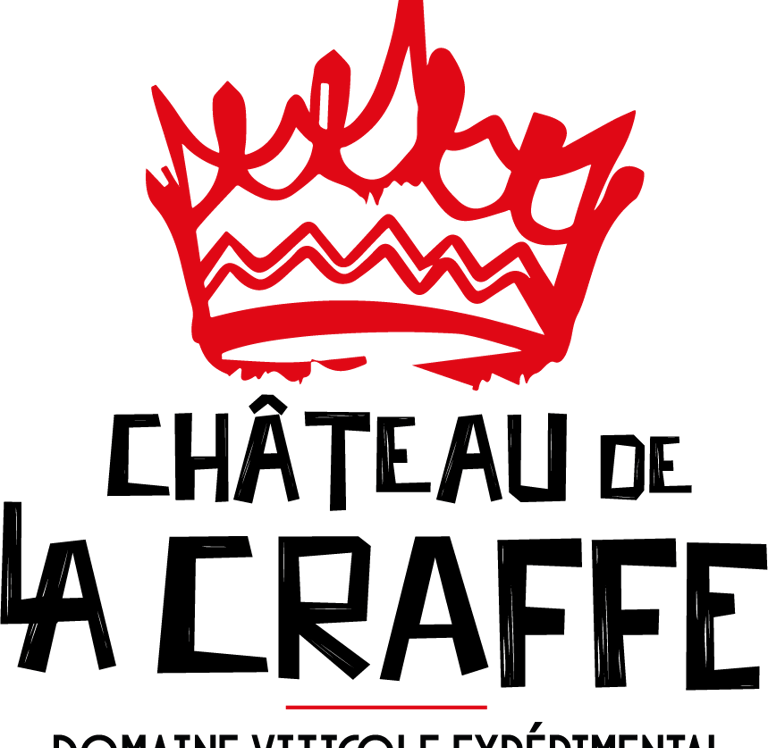 a crown crown of thorns and a crown of thorns