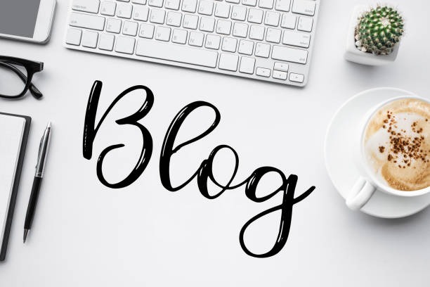 zdjęcie klawiatury i napis blog