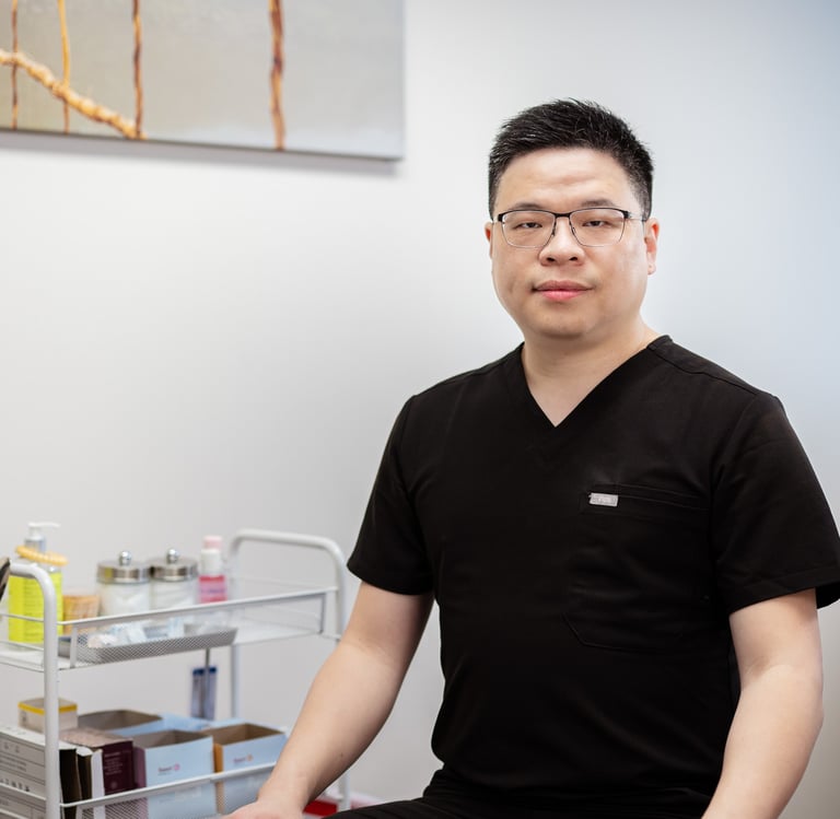 The photo of Dr. Yang