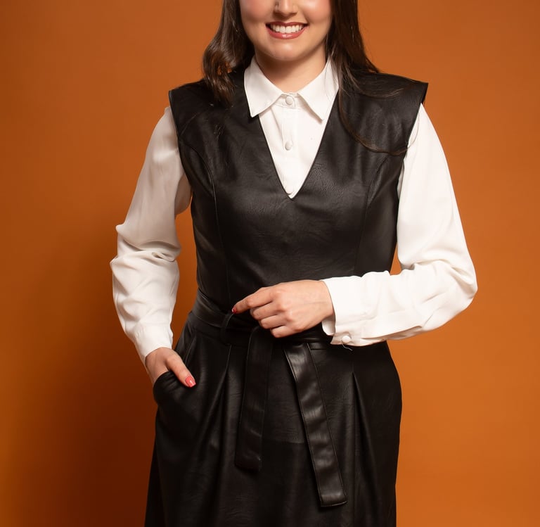 "Dra. Ana Paloma Salvador, advogada especializada em inventários em Pitanga PR