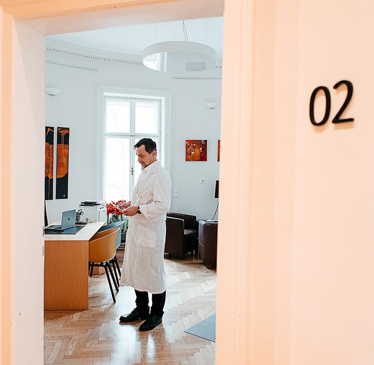 Behandlungsraum 2 Med-6