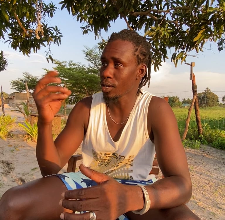 Cheikh, association Bourokk, Référent éducatif engagé, il incarne l’esprit du village