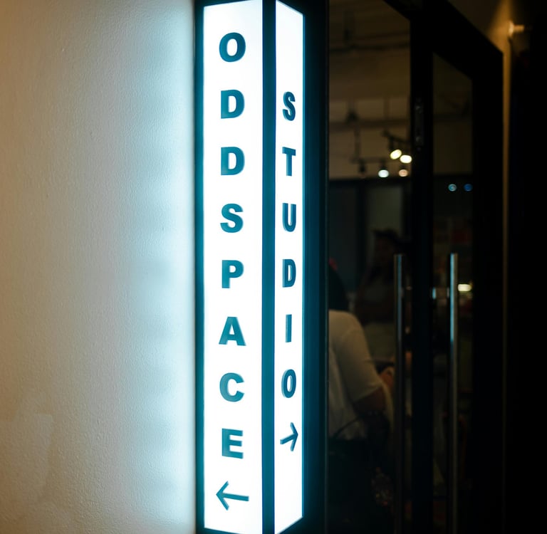 Backlit graphic signage