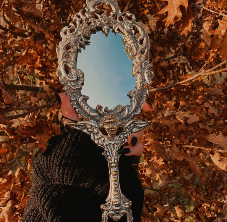 hand mirror design