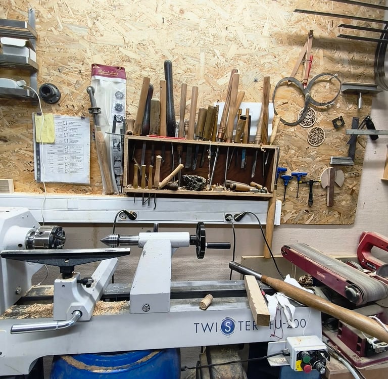 pendule en bois d'olivier
