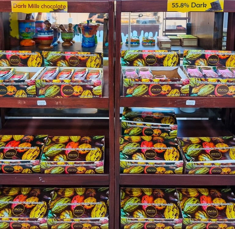 Del Oro organic Dominican chocolate bars on display, made with local cacao and fine ingredients