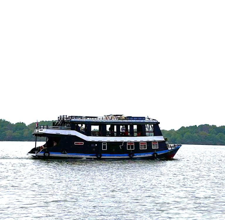 Sagara Alpha Houseboat