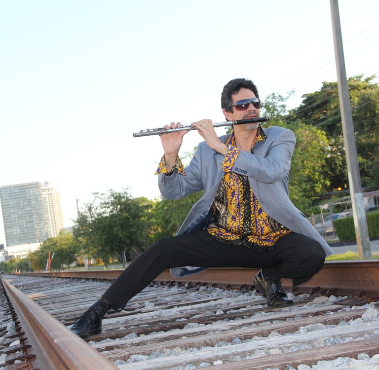 Triunfar en la Música: Lo que Todo Artista Joven Debe Saber Sobre la Industria