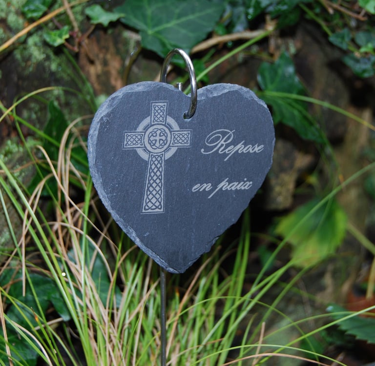COEUR ardoise, cimetiere, décès, gravé, message et image au choix Sepulture49