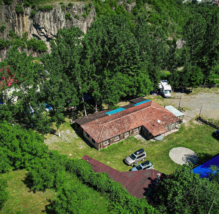 Verizana Restaurant & Camping
