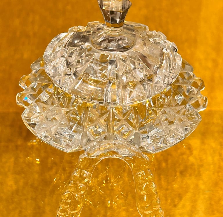 Crystal clear retainers
