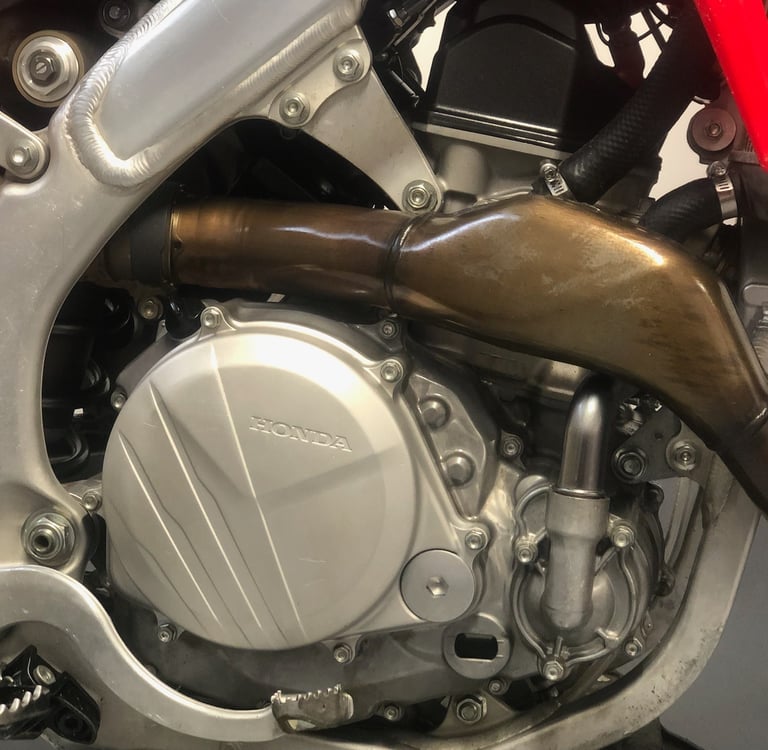 Restauration moto Honda par L'ATELIER 711 en Seine-et-Marne