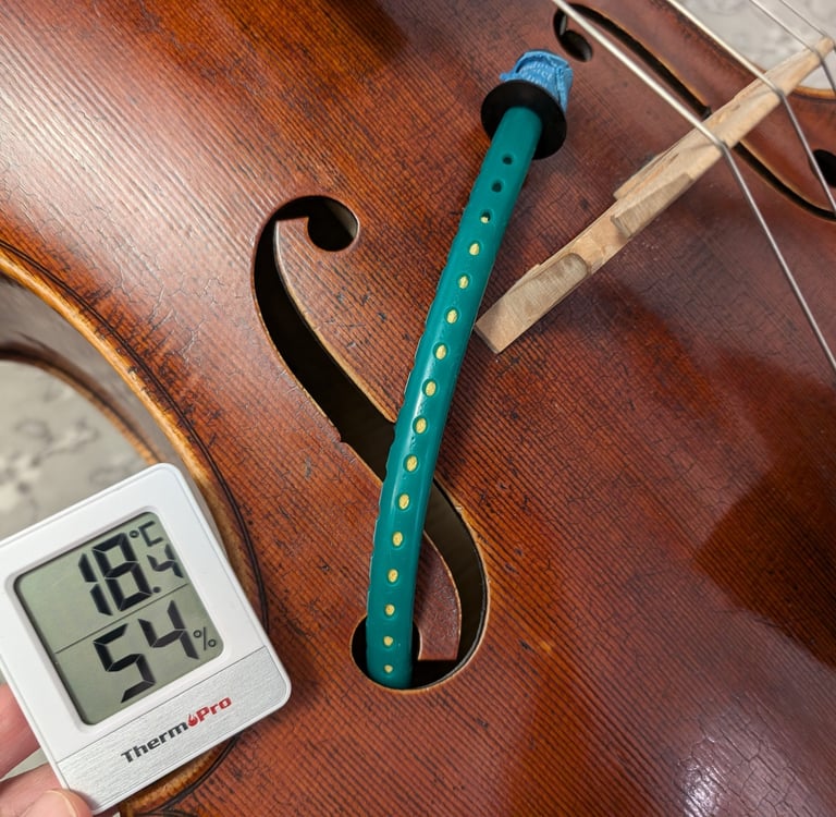 Winter care for the cello: humidity