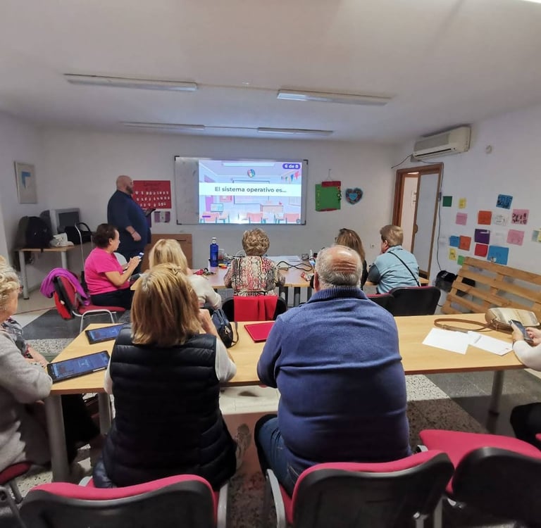 Taller Móviles Mayores #SomosBarrio