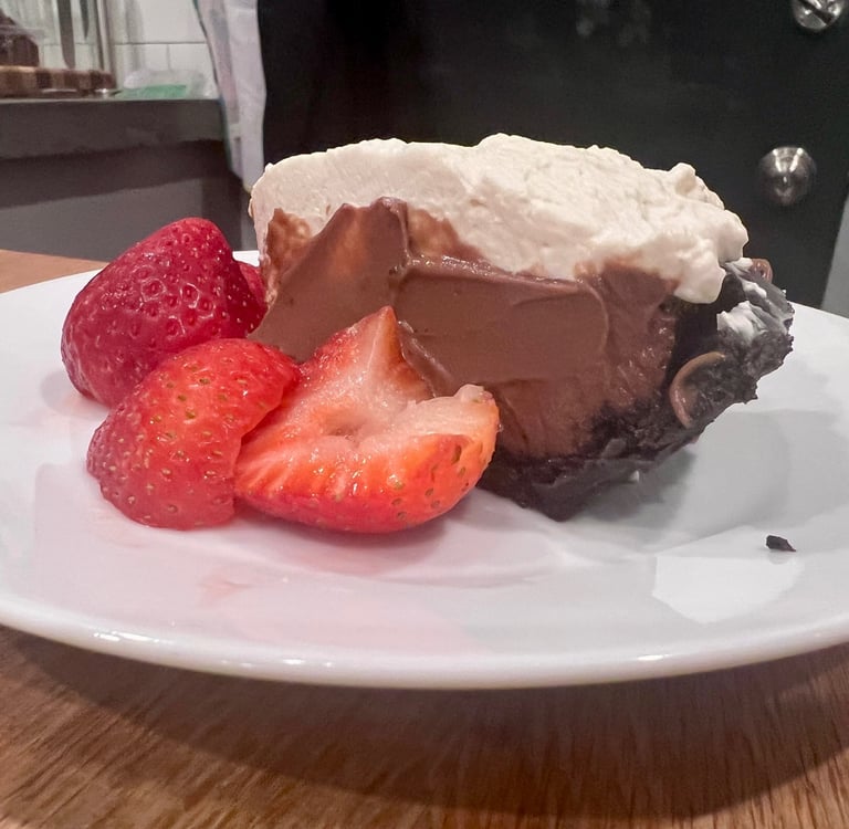6-inch Kahlúa Mocha Pudding Pie with Oreo crust and whipped cream