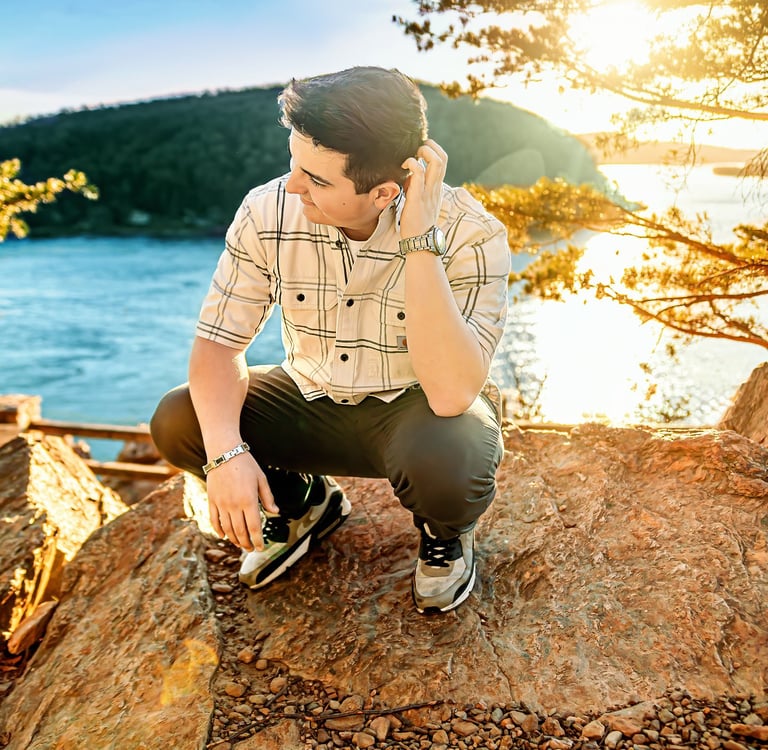 Manheim Township Senior Pictures Photographer. Lancaster PA senior pictures photographer