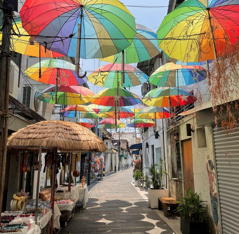 ulica z parasolkami w Penang