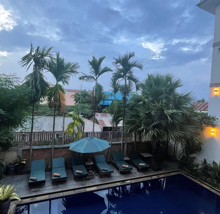 hotel z basenem w Siem Reap